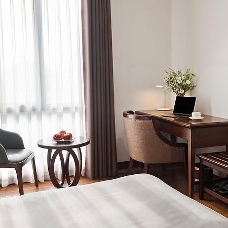 22Land Residence Hotel & Spa Hanoi Exteriör bild