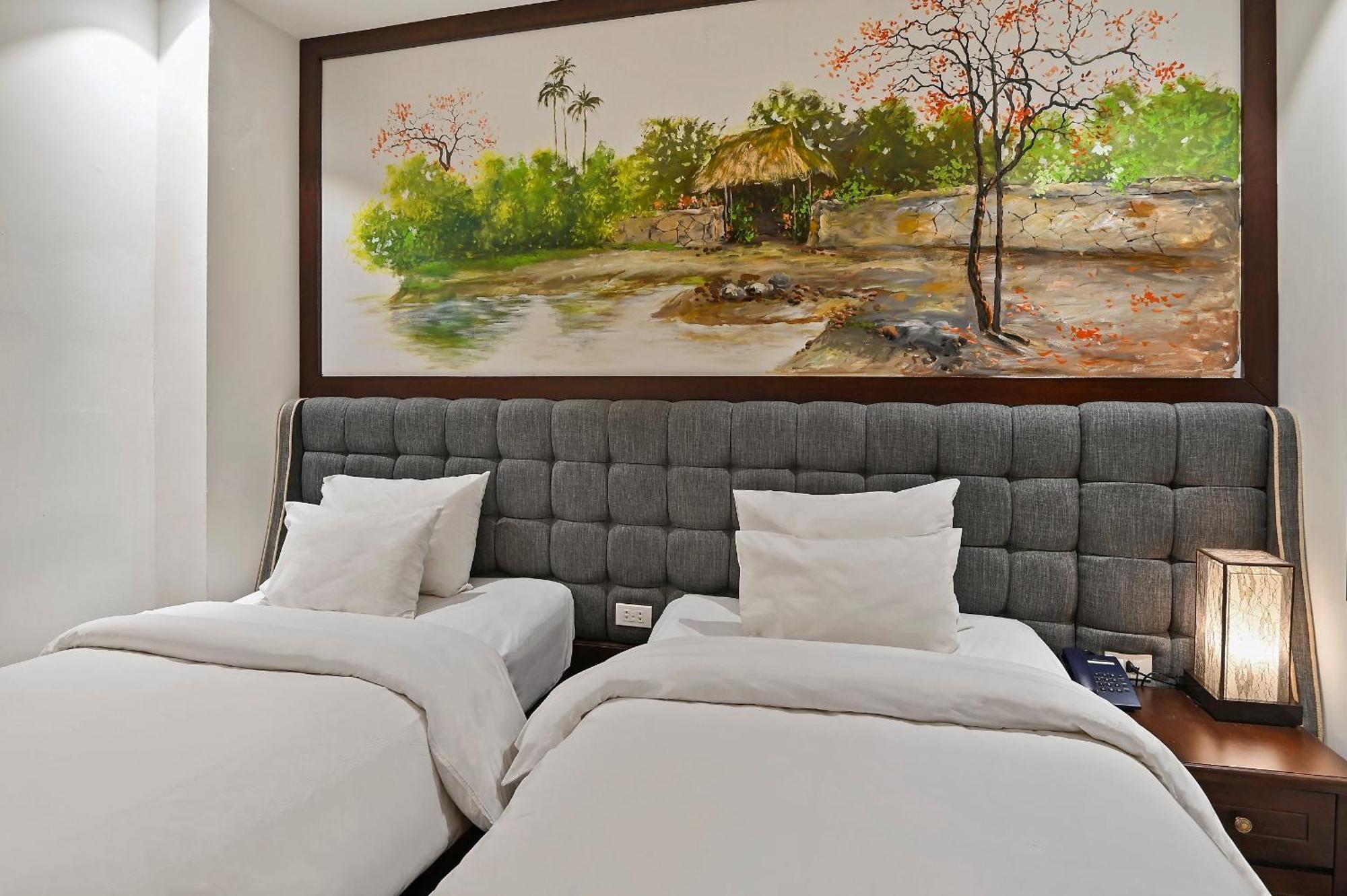 22Land Residence Hotel & Spa Hanoi Exteriör bild