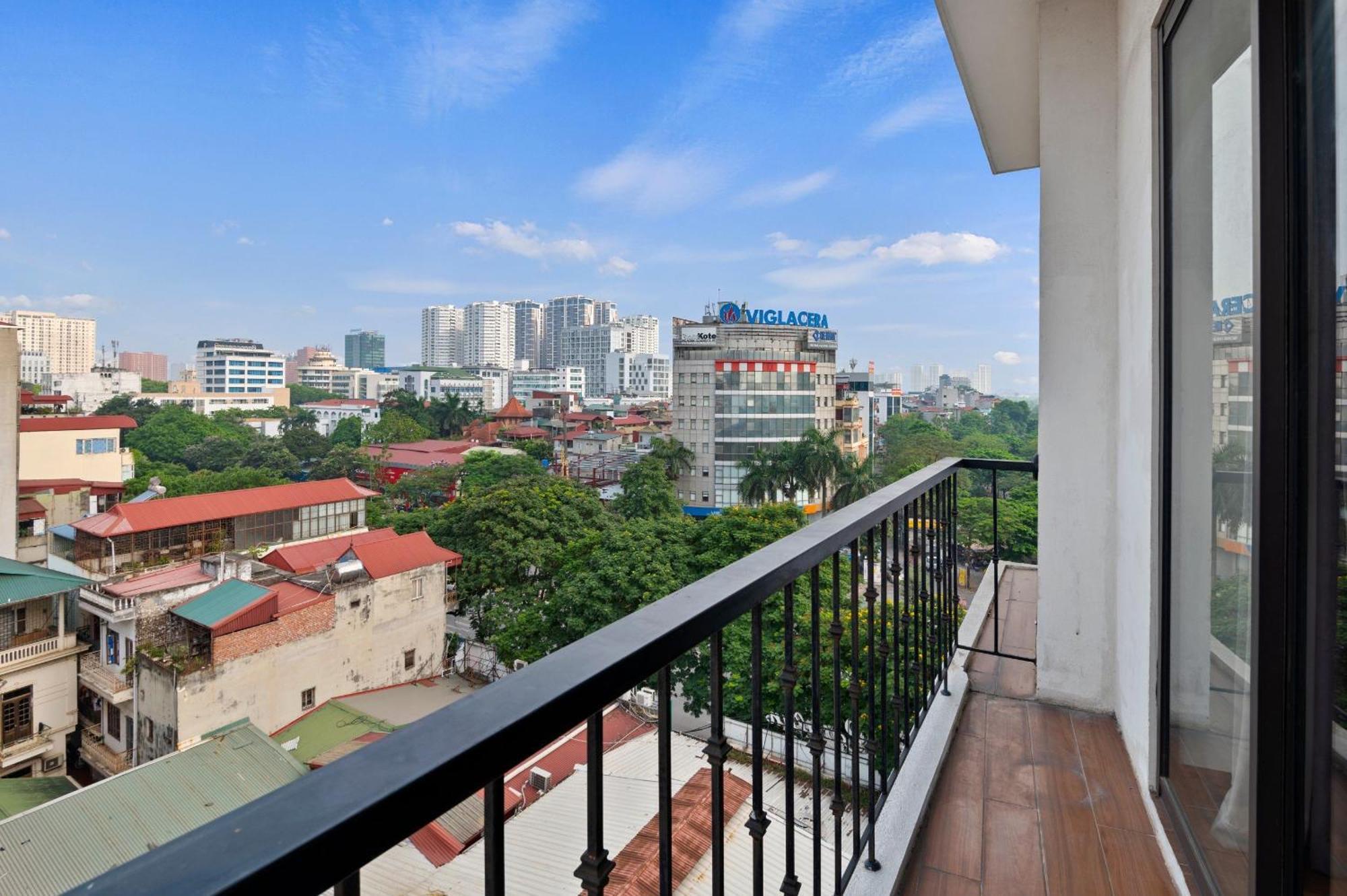 22Land Residence Hotel & Spa Hanoi Exteriör bild
