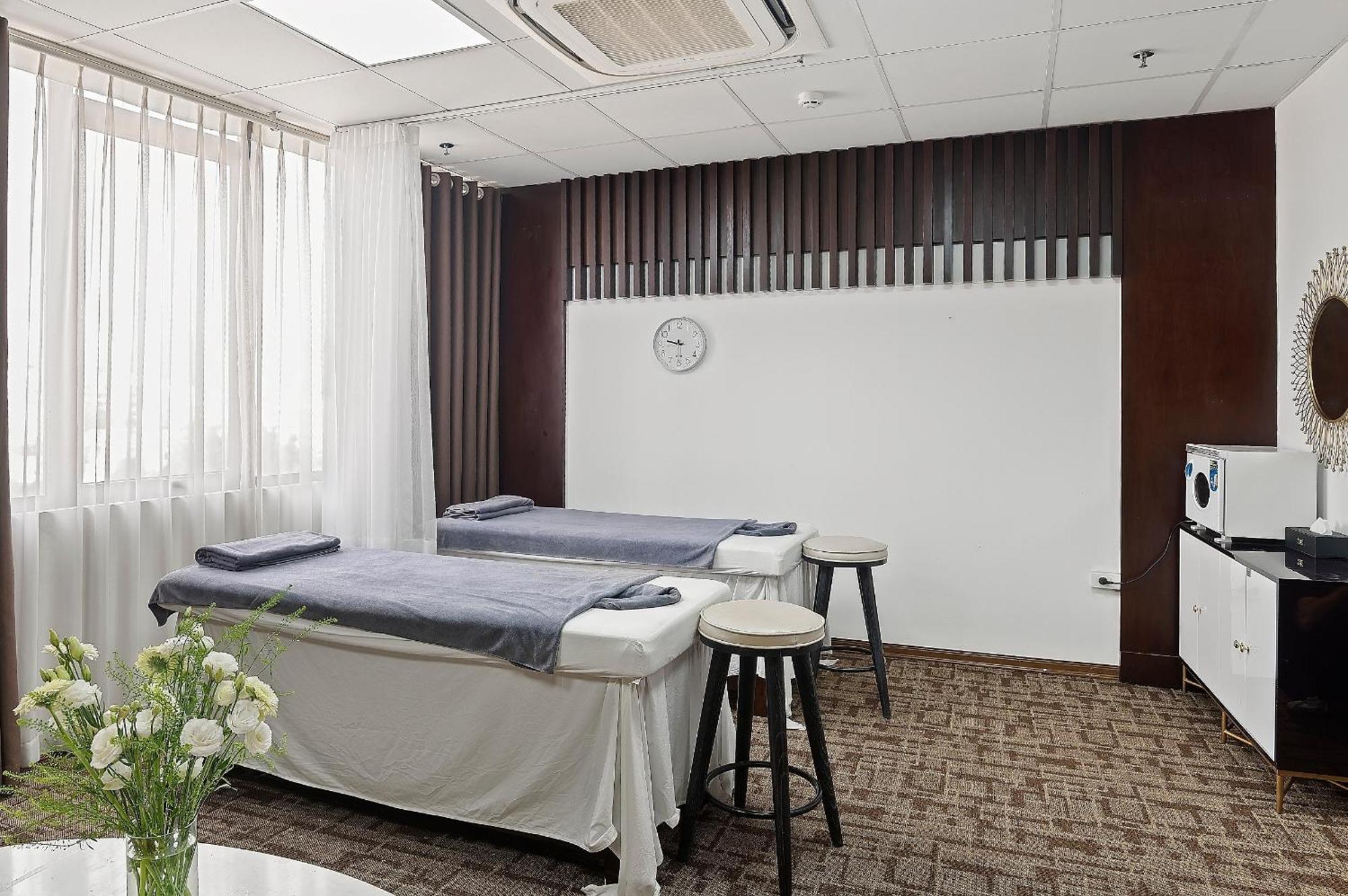 22Land Residence Hotel & Spa Hanoi Exteriör bild